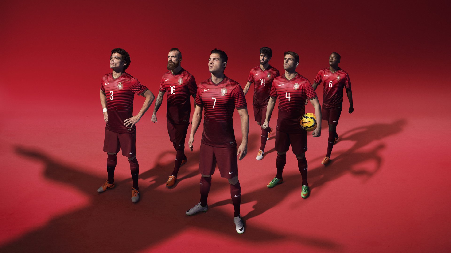 开云体育中国-安菲尔德的橙色风暴，加克波一己之力冲垮德国战车