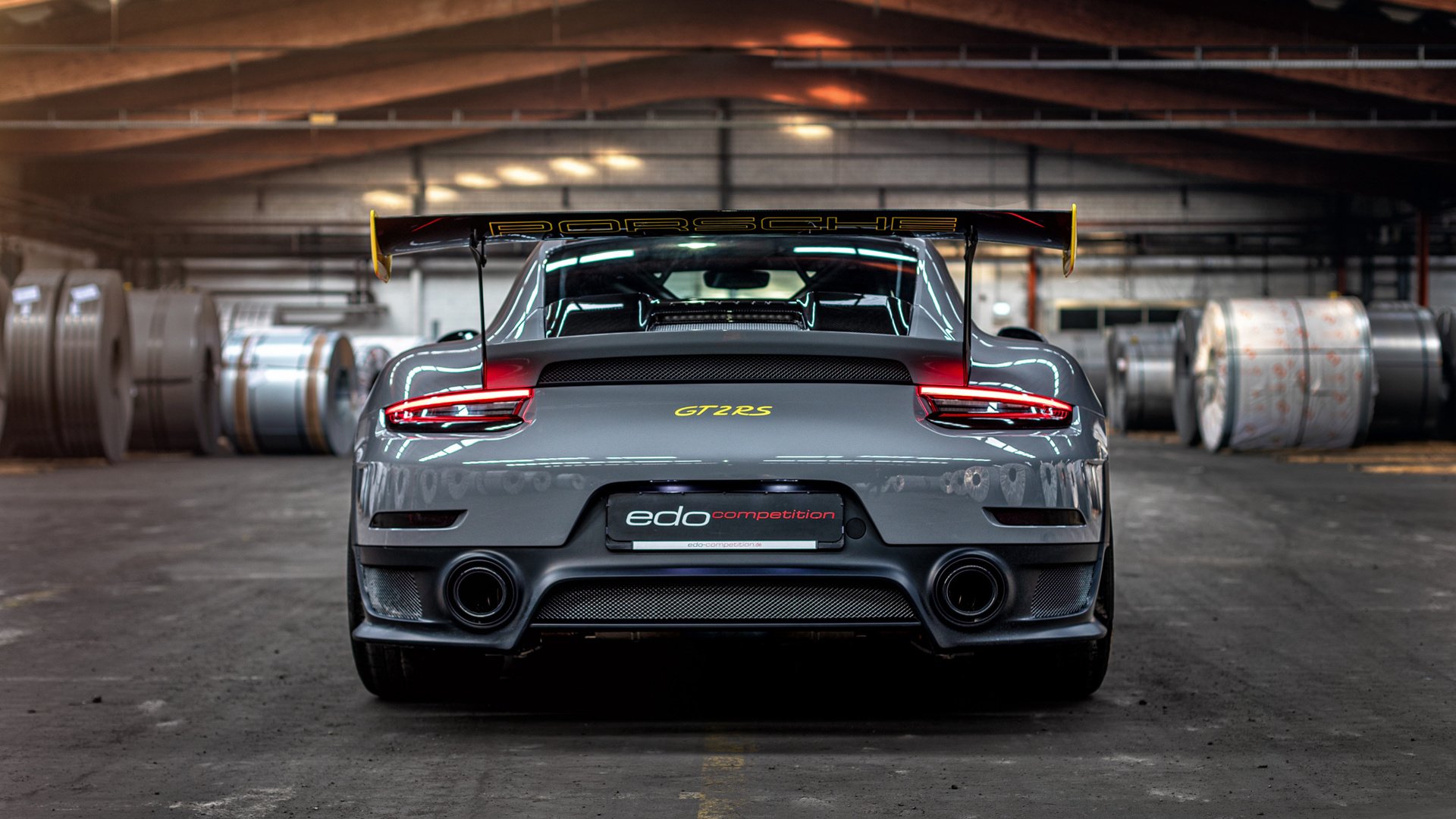 开云体育app-巴尔韦德一锤定音，当艺术足球遇见钢铁意志，乌克兰憾负那不勒斯