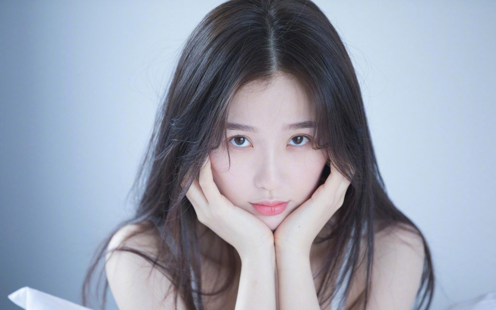 开云体育app-2026世界杯F组关键战，乌拉圭力克波兰，德容带队取胜，南美劲旅占据出线主动